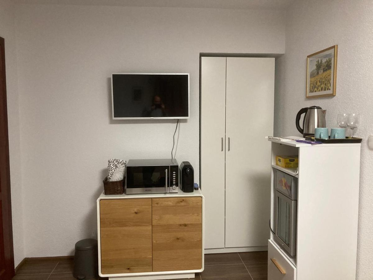 Underground Apartment บีเอสโก-เบียวา ภายนอก รูปภาพ
